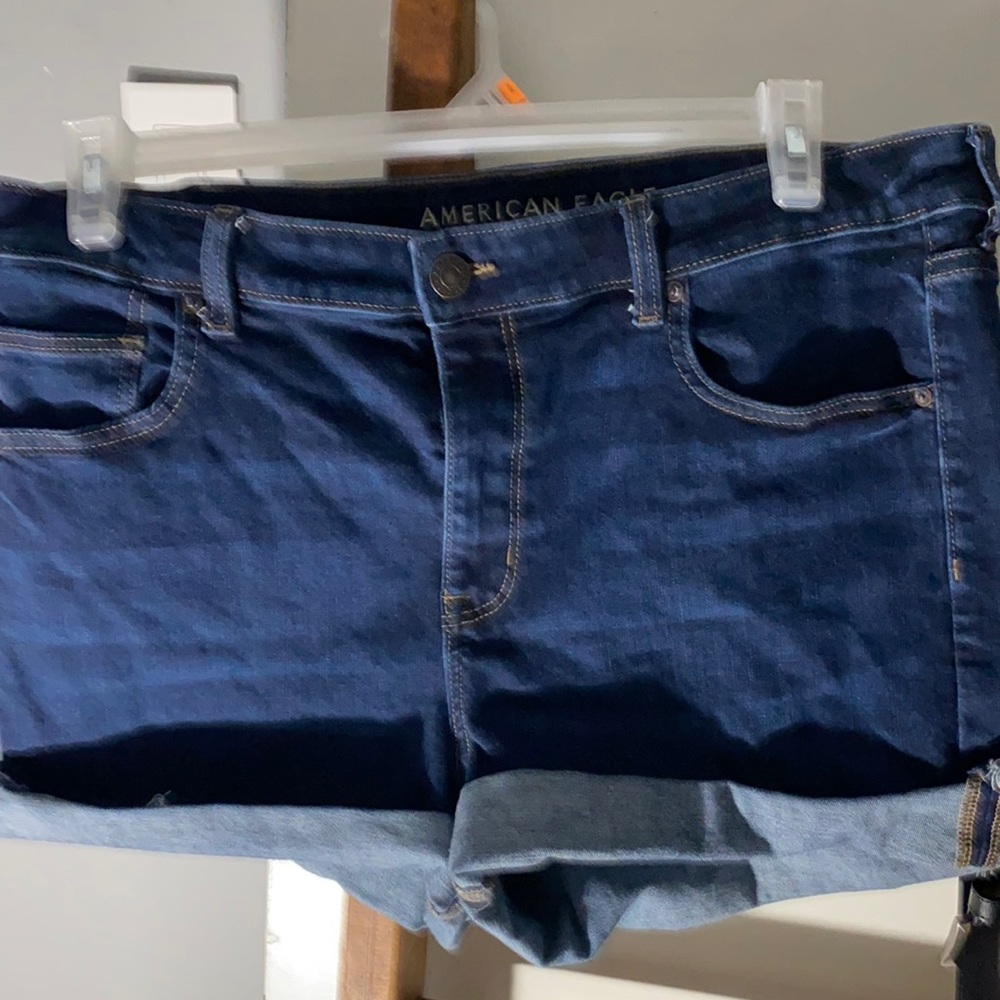 Super comfortable, go to denim shorts with next level stretch